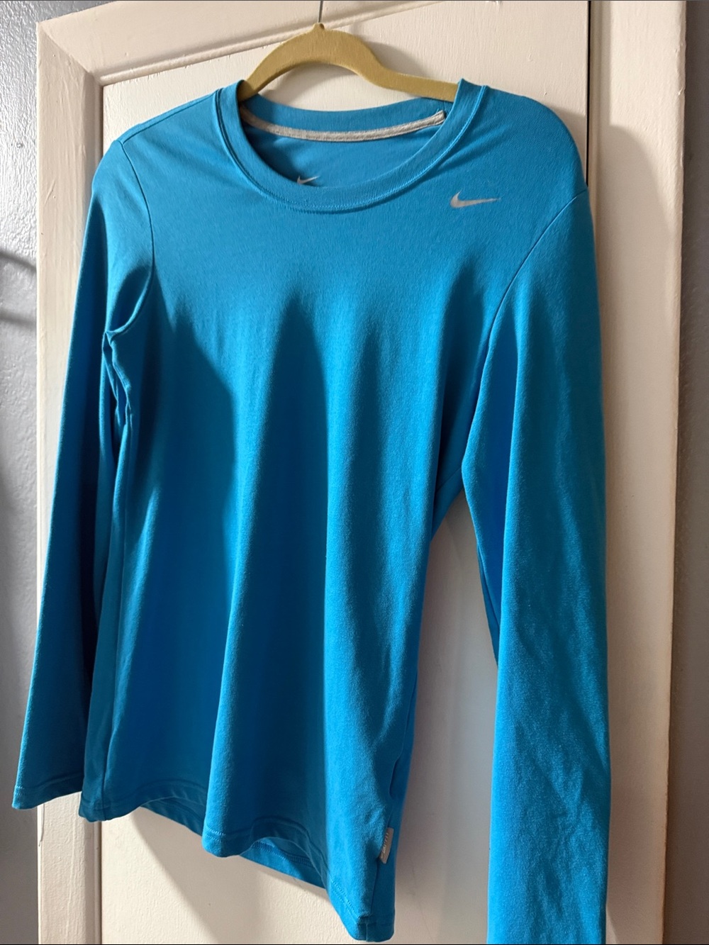 Nike Women’s Long-Sleeve Crew Dri-Fit Tee - Turquoise Blue